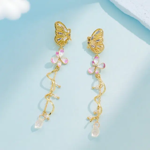 彤彤兔 梦幻不对称蝴蝶花朵耳环女复古耳坠超仙耳饰品#好运 合金树脂 耳钉 女款