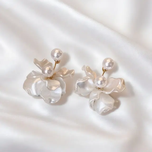 彤彤兔 法式花朵耳钉女两戴流苏独特设计高级感气质耳饰品 合金树脂 耳环 女款