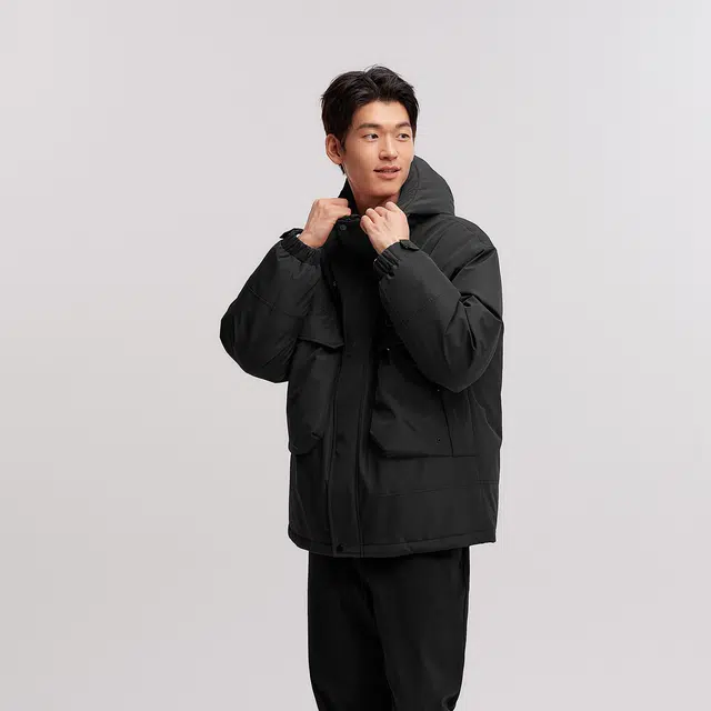 森马 宽松纯色连帽工装厚款防风防水羽绒服 男款