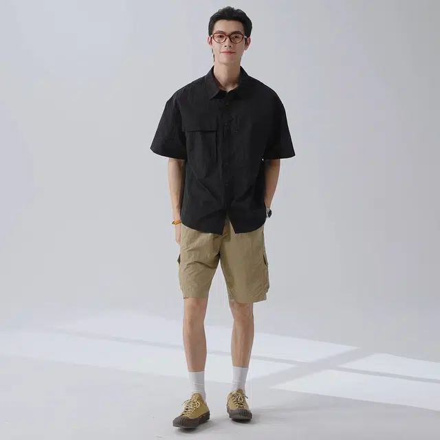 森马 吸湿速干纯色工装衬衣翻领百搭宽松短袖衬衫 男款