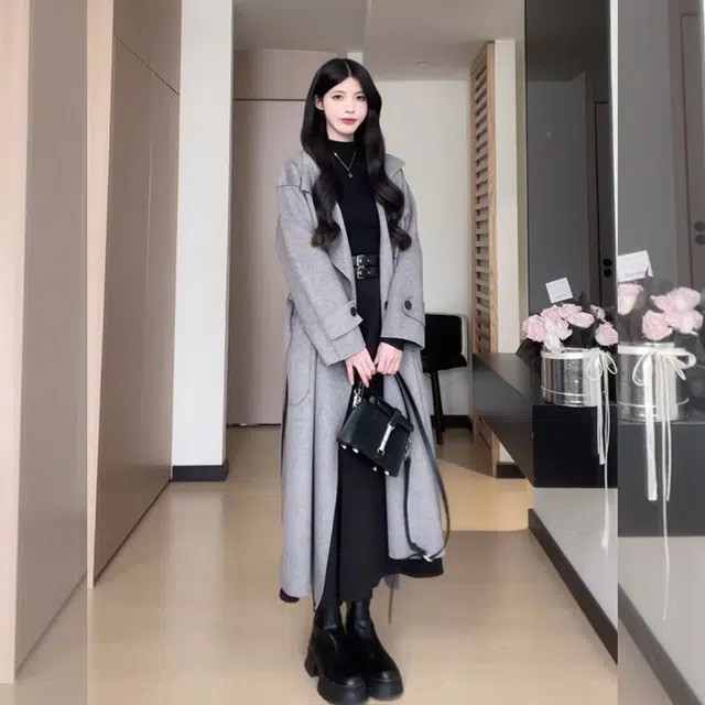 沐晓欣 文艺风法式简约赫本风半高领收腰内搭长袖连衣裙 女款 黑色