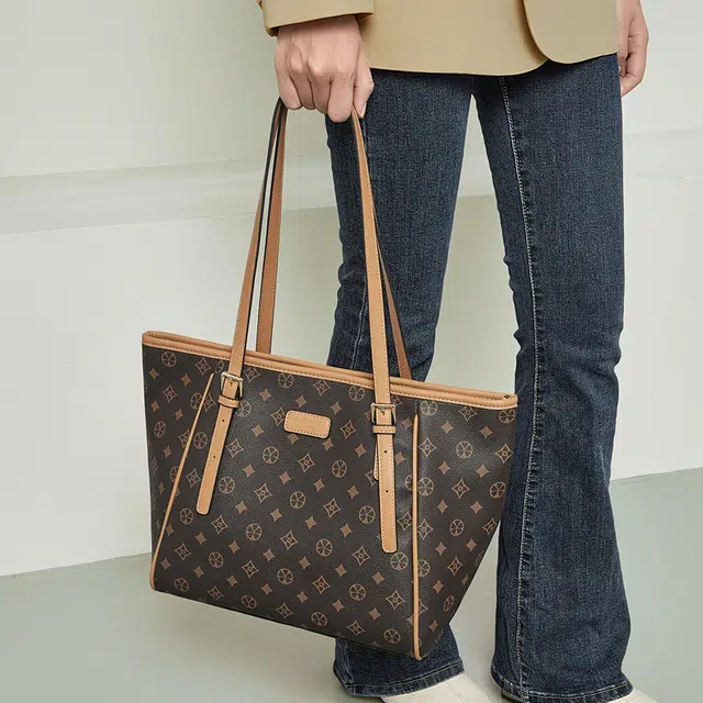 老人头 日常通勤经典复古大容量实用 合成革 托特包单肩包 女款 咖色/米白色