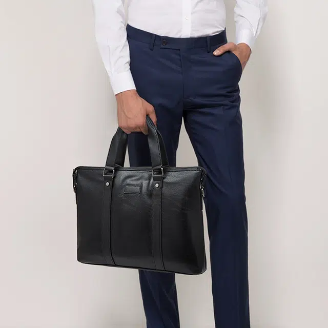 老人头 商务休闲时尚轻便百搭  合成革 手提斜挎公文包 常规 男款 黑色