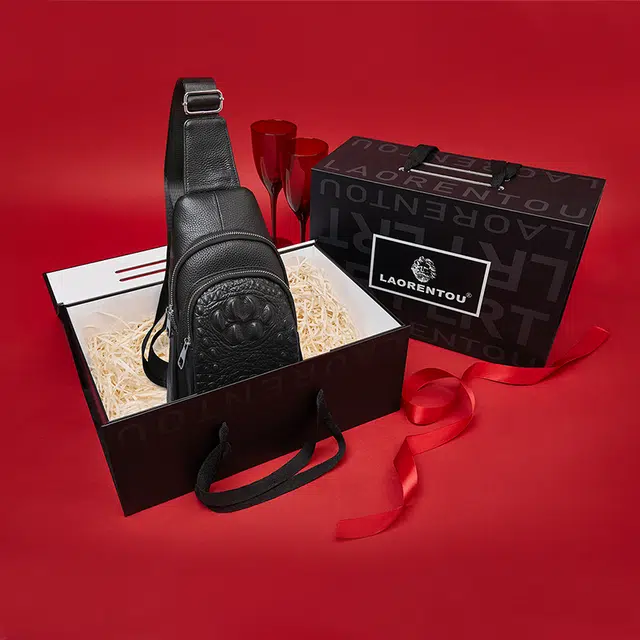 老人头 休闲简约通勤百搭 头层牛皮 胸包 男款 黑色