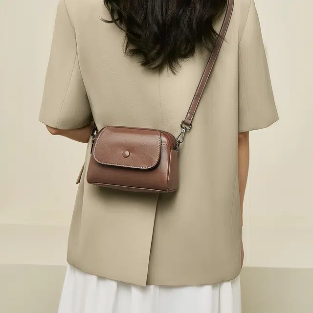 老人头 复古时尚休闲百搭小方包 头层牛皮 斜挎包 女款 棕色