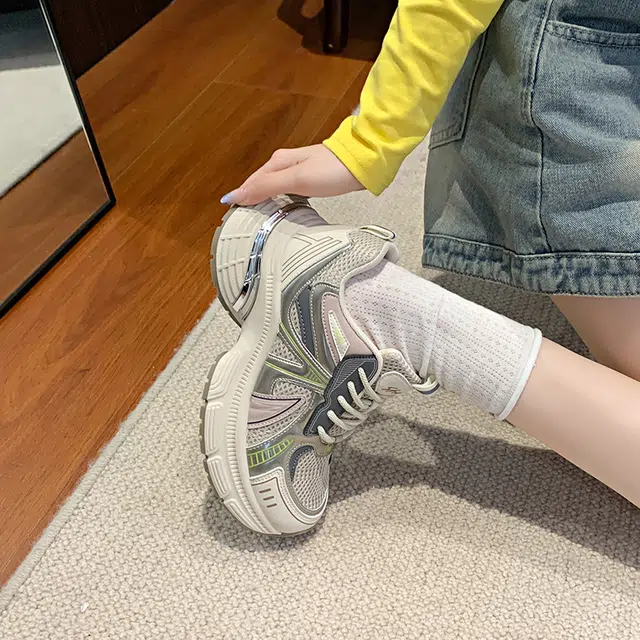 女士百搭防滑轻便透气复古厚底内增高休闲运动鞋 老爹鞋 女