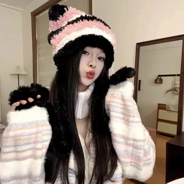 千桐 可爱甜酷感冬日出行 条纹猫耳长绳毛球 棉 绒线帽 女款