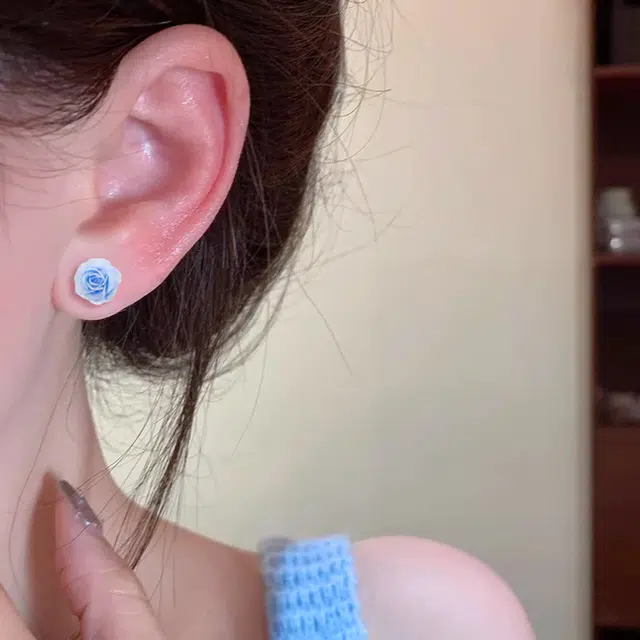 【鲜花耳饰套装】 千桐 甜美清新彩色花朵 小巧精致 不重样 防过敏 塑料 耳钉 男女同款情侣款