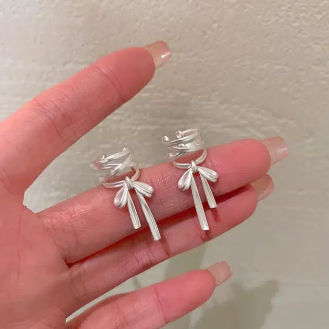 千桐 芭蕾 蝴蝶结丝带小众轻奢设计高级感#好运 合金 耳夹 男女同款情侣款
