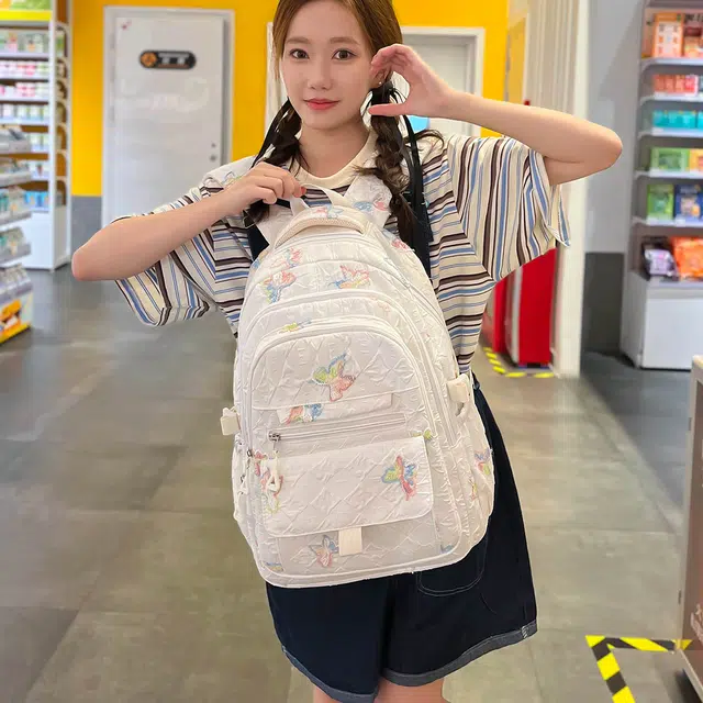 普乐威 日系文艺小清新可爱甜美高颜值书包上课通勤简约百搭大容量轻便休闲旅游 尼龙 双肩包 常规 男女同款情侣款 多色
