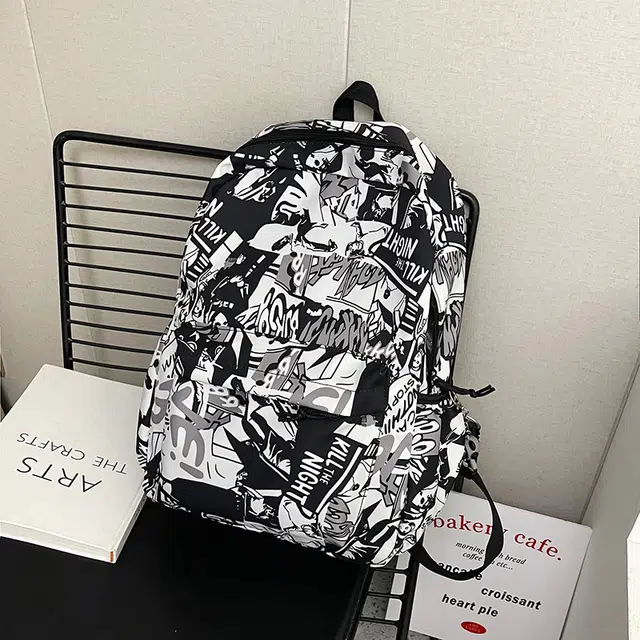 普乐威 时尚个性涂鸦初中大学生高颜值潮牌休闲百搭背包大容量高中 尼龙 双肩包 常规 男女同款情侣款 灰色/绿色/粉色/蓝色