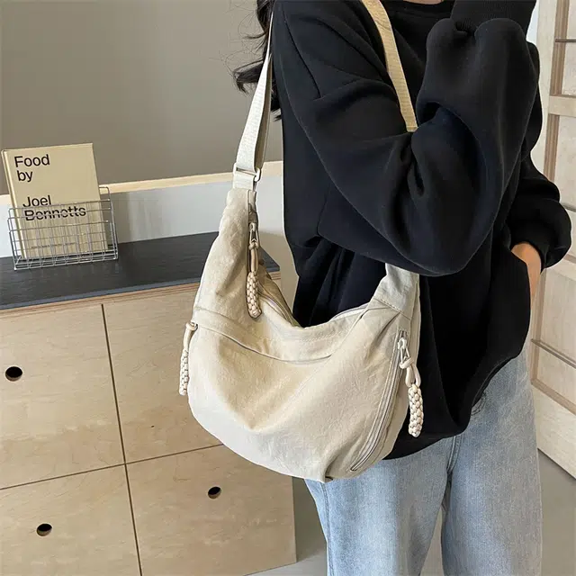 普乐威 简约百搭高级感轻便文艺上课通勤 布 单肩包 男女同款情侣款 多色