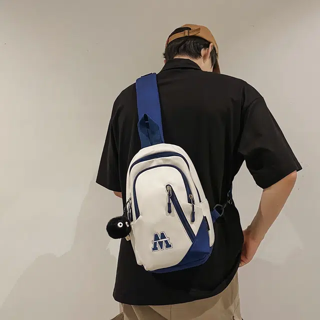 普乐威 时尚简约百搭运动学生个性潮流实用 尼龙 胸包 男女同款情侣款 白蓝红/白红色/黑色/蓝色