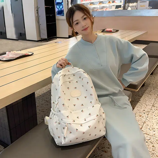 普乐威 时尚潮流百搭 尼龙 双肩包 常规 女款 白色/卡其色