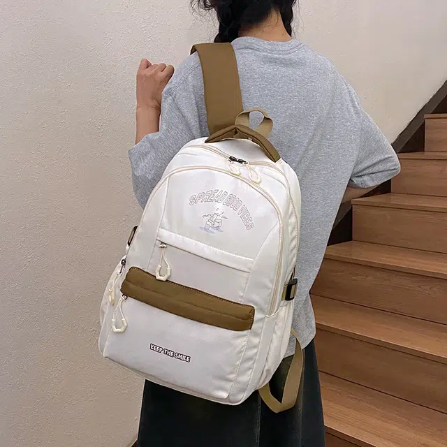 普乐威 简约大容量轻便时尚潮流百搭 尼龙 双肩包 常规 男女同款情侣款 多色