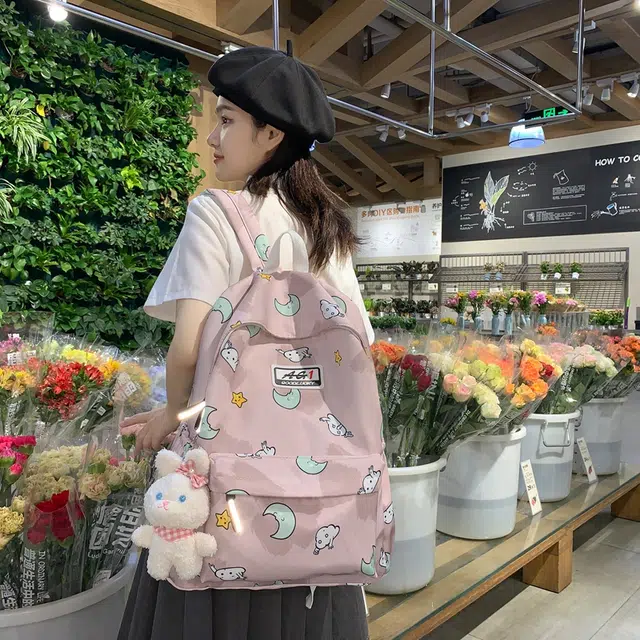 普乐威 可爱卡通甜美高颜值小众设计大容量上课通勤百搭 尼龙 双肩包 女款 多色