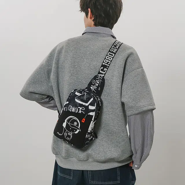 普乐威 韩版慵懒风潮流设计学生休闲轻便 尼龙 胸包 男款 白色/黑色/蓝色