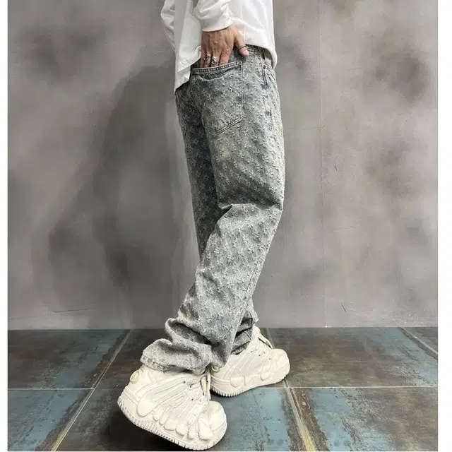 PAINT STAIN