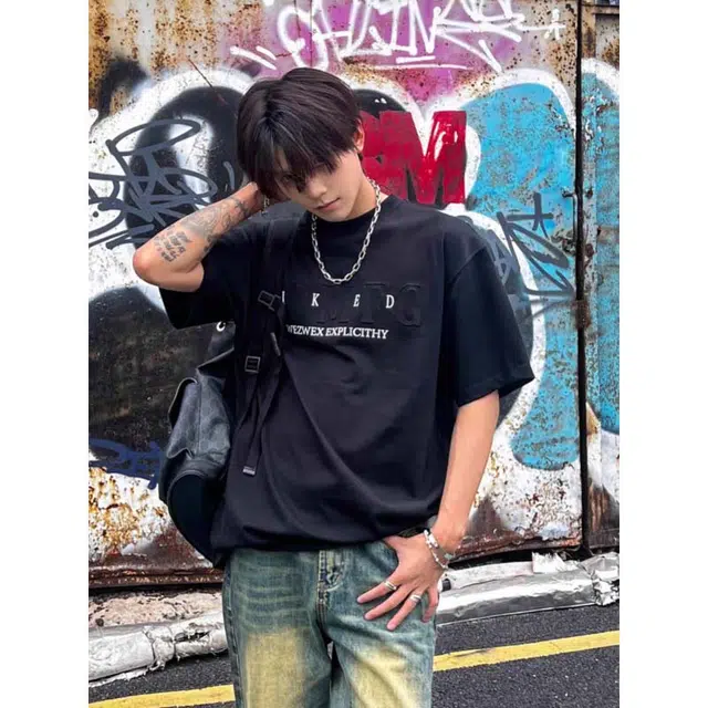 PAINT STAIN T