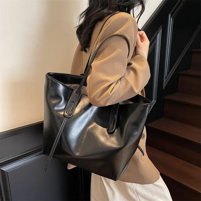 TRANSFORMERS PU Tote