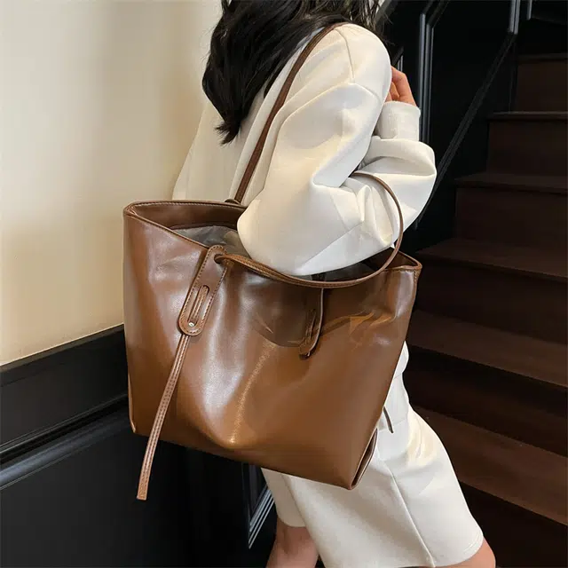 TRANSFORMERS PU Tote