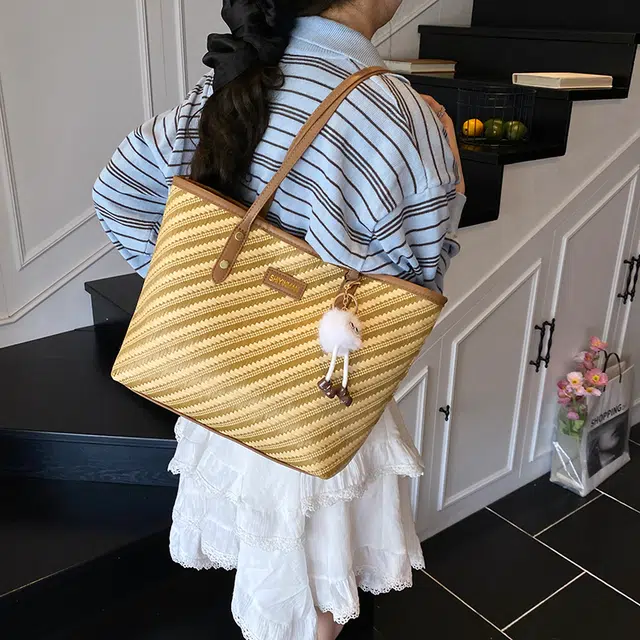 TRANSFORMERS PU Tote