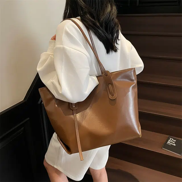 TRANSFORMERS PU Tote