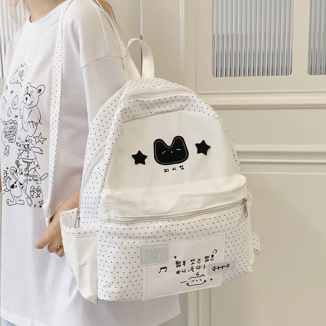科物酷 卡通高颜值大容量休闲通勤 尼龙布 双肩包 常规 女款 黑色/白色