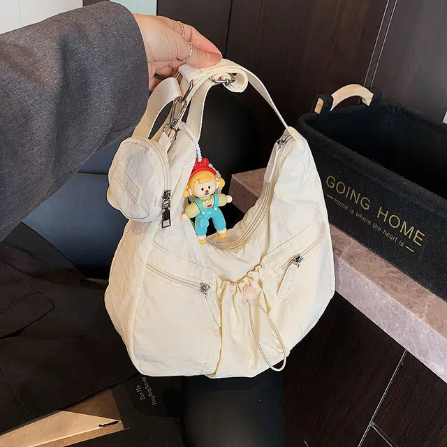 科物酷 高颜值轻便褶皱感旅行通勤 尼龙布 斜挎单肩包 常规 男女同款情侣款 多色