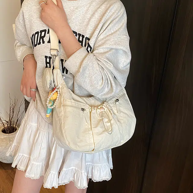 科物酷 高颜值轻便褶皱感旅行通勤 尼龙布 斜挎单肩包 常规 男女同款情侣款 多色