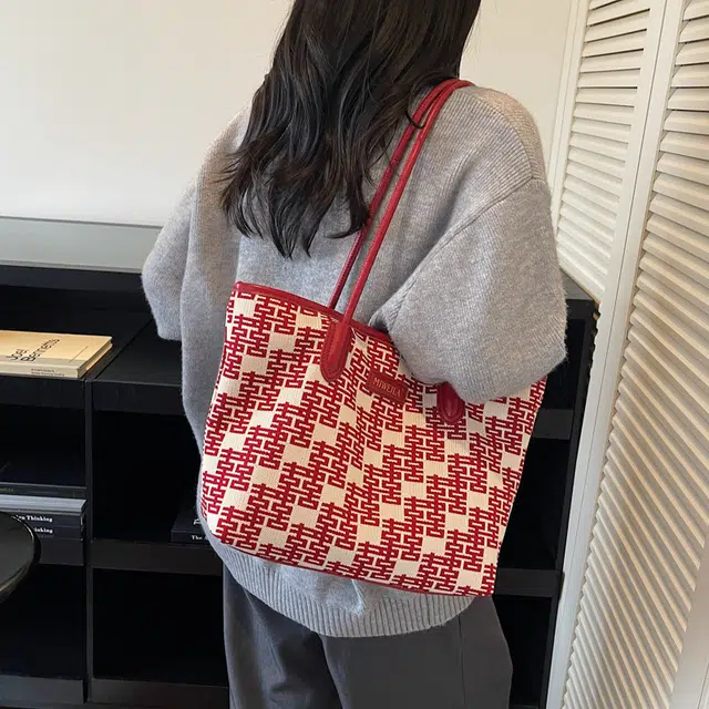 科物酷 时尚新中式托特包国风结婚新娘伴娘腋下大容量高级感喜字印花婚包手提轻便通勤 布 单肩包 常规 女款 酒红色/喜款