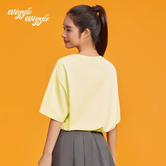 wiggle wiggle logo T