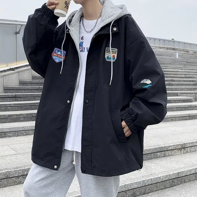 地界二 假两件潮牌休闲青少年连帽潮牌休闲纯色收口袖宽松型夹克外套 男款