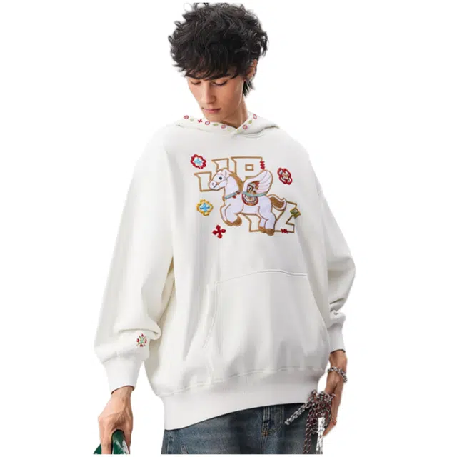 地界二 国潮卡通天马刺绣特色帽檐宽松情侣帽衫重工字母休闲连帽卫衣 男女同款