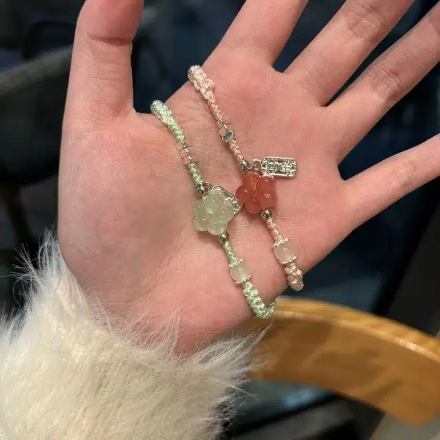 素于 国风潮流创意梅花小清新多巴胺手工编织绳甜美森系简约小众设计出街神器平安喜乐转运手饰 织物 手绳 男女同款情侣款