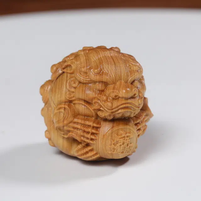 素于 国潮潮玩创意雕刻工艺品吉祥物招财貔貅吉祥如意心想事成财运亨通随身办公家居好运 崖柏 把件 男女同款情侣款