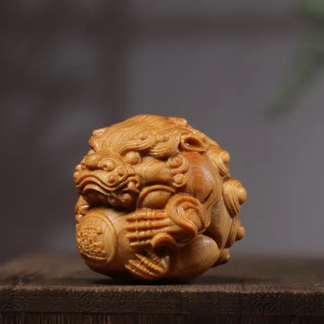 素于 国潮潮玩创意雕刻工艺品吉祥物招财貔貅吉祥如意心想事成财运亨通随身办公家居好运 崖柏 把件 男女同款情侣款