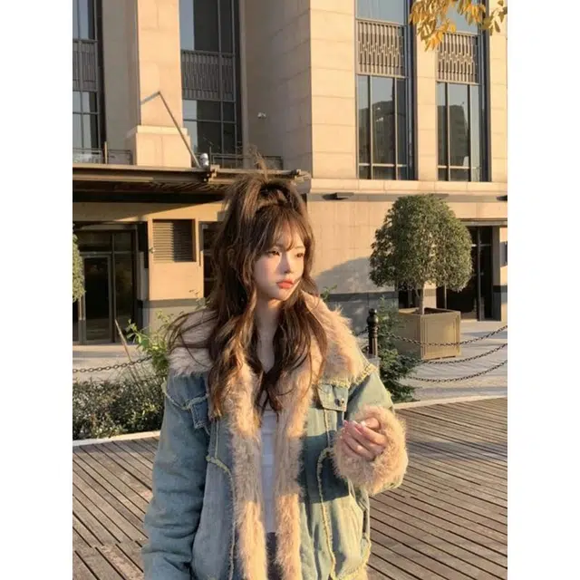BONAS ins