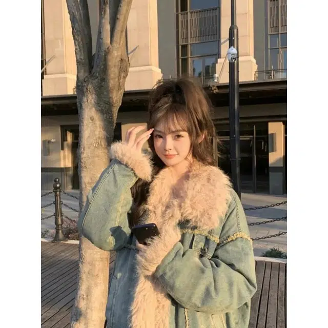 BONAS ins
