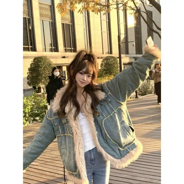 BONAS ins