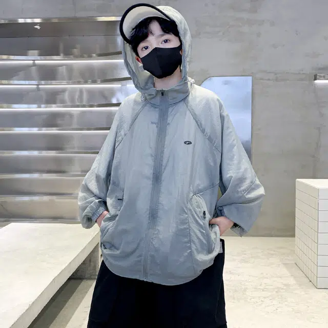 俞兆林防晒服 时尚舒适洋气 青少年