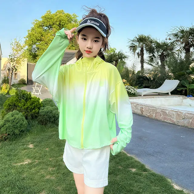 俞兆林户外服 透气时尚防晒凉感 中小童