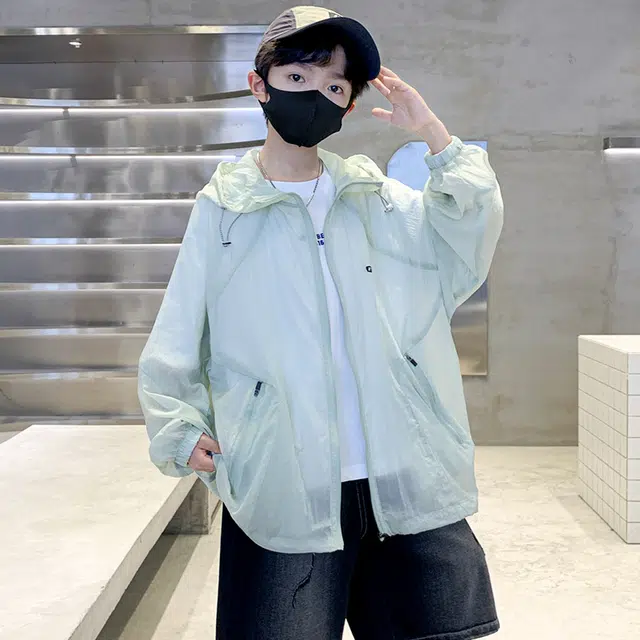 俞兆林防晒服 时尚舒适洋气 青少年