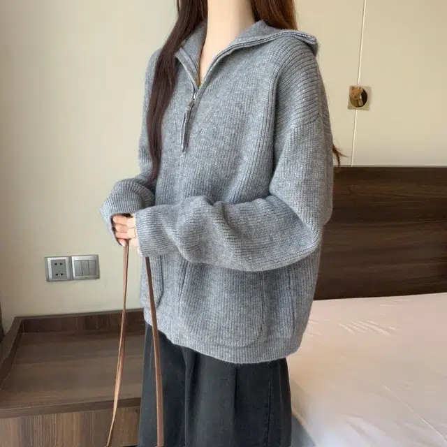 俞兆林 简约时尚休闲宽松显瘦翻领内搭上衣开衫外套针织衫 女款