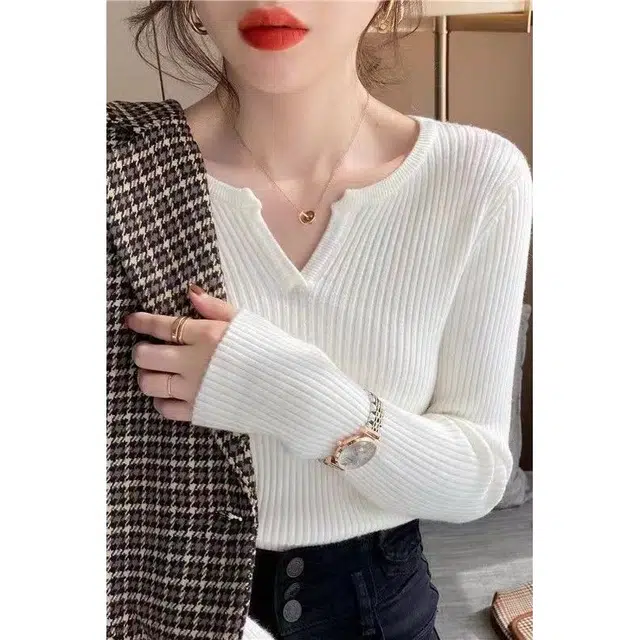 v