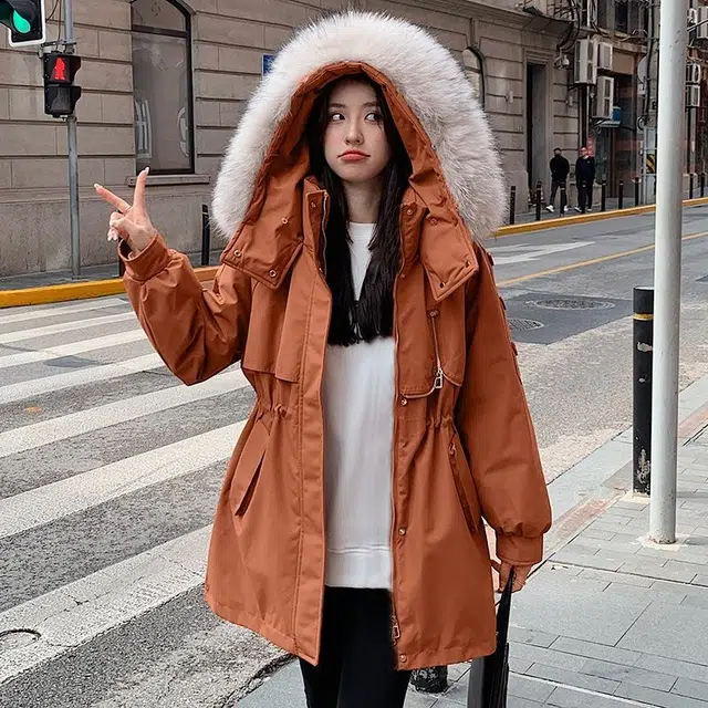 俞兆林 时尚简约设计休闲日常百搭舒适美拉德中长款外套棉服 女款