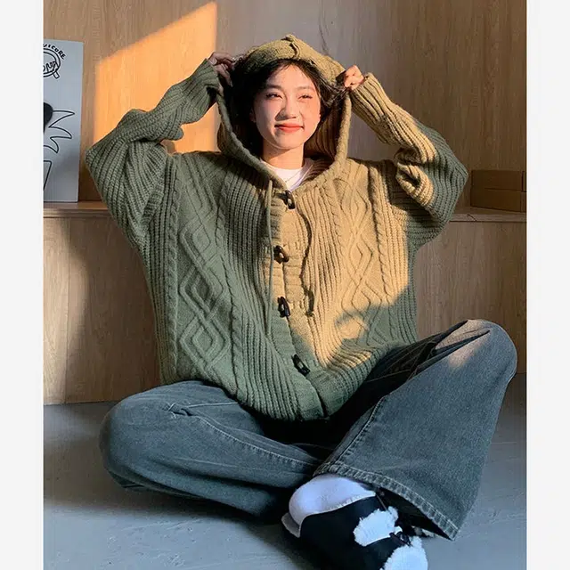 俞兆林 连帽麻花外套宽松垂坠感慵懒风中长款开衫上衣针织衫 女款