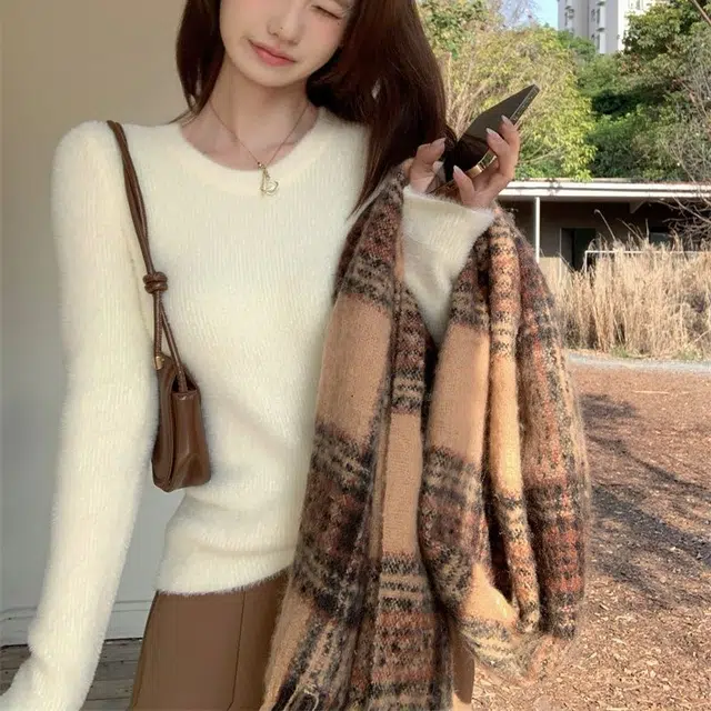 俞兆林 舒适修身打底衫温暖简约时尚内搭上衣针织衫 女款