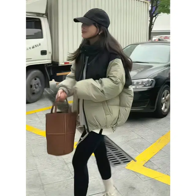 俞兆林 短款学生宽松外套简约舒适休闲保暖拼接温柔小清新棉服 女款