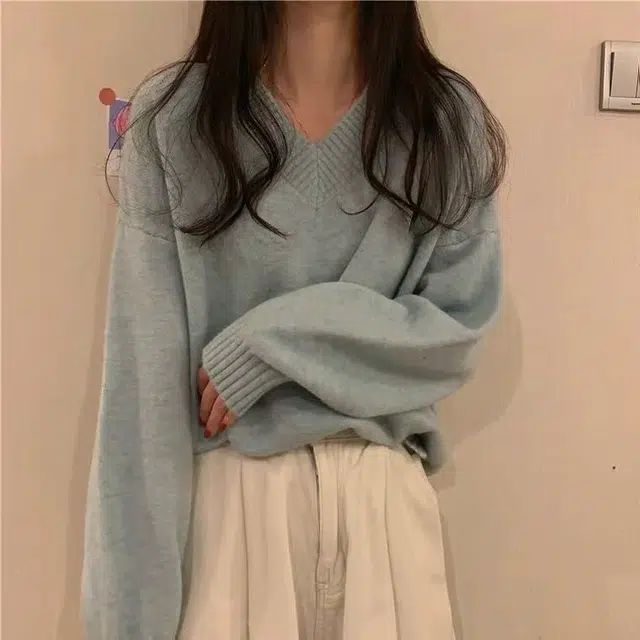 v